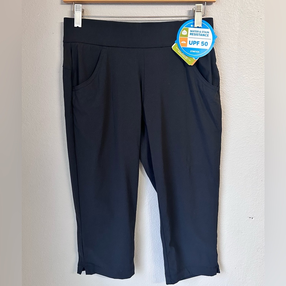 Women’s Anytime Casual Capri Active Pants Size Small New with Tags
